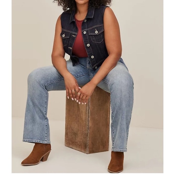 TORRID NWT DENIM CROP VEST - Picture 4 of 7